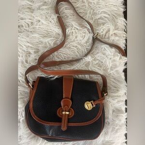 Vintage Dooney & Bourke All Weather Leather AWL Crossbody Shoulder Bag